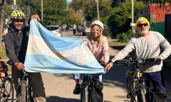 La concejal Adriana Cáceres lanza campaña de seguridad vial para ciclistas