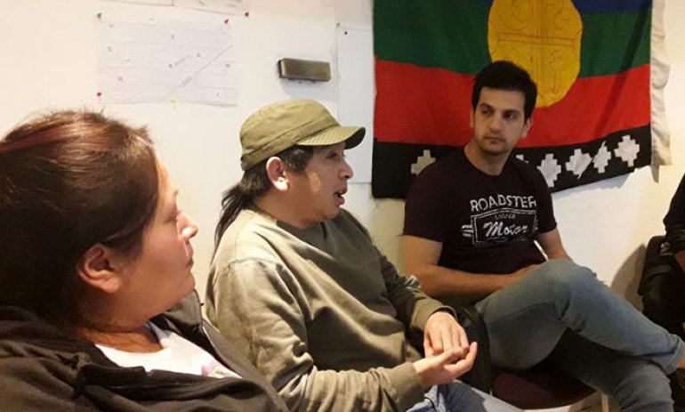 Periodista Mapuche que conoció a Santiago Maldonado visitó Pilar: "Es difícil que lo volvamos a ver"