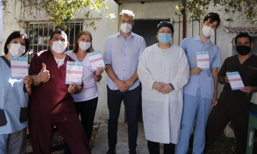 La historia de los primeros 10 vacunados contra el COVID en Pilar