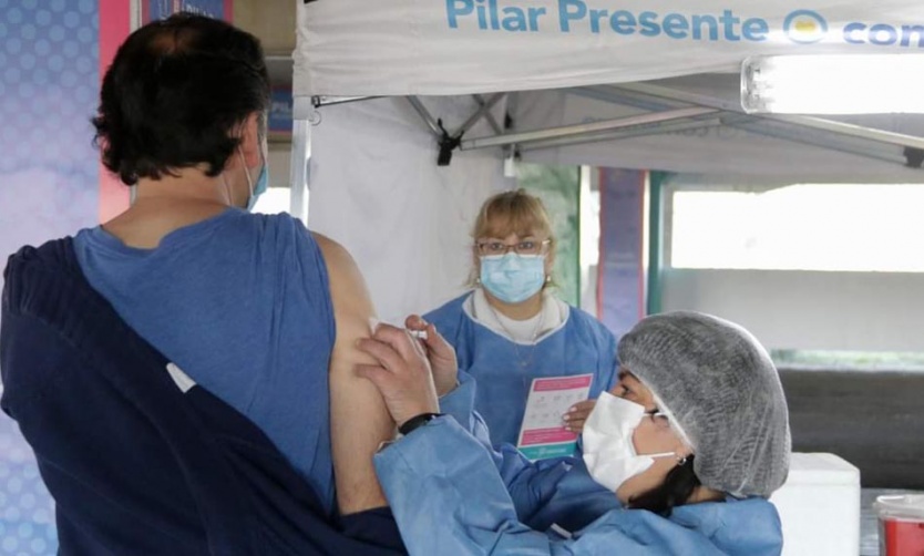 Vacuna contra el covid: el 20% de la población de Pilar recibió la primera dosis