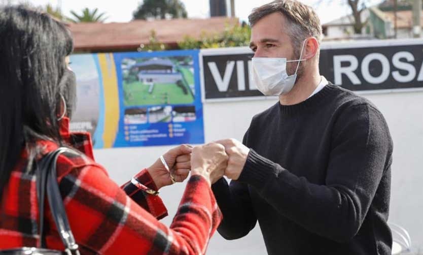 Achával presentó los proyectos de Clubes Municipales a vecinos de los barrios