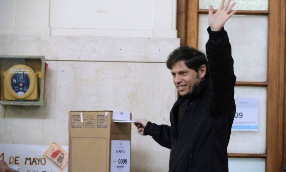 Axel Kicillof votó en La Plata: “Es un día para reflexionar y decidir”