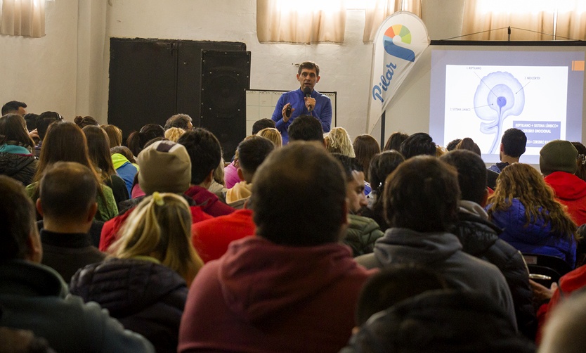 Profesionales del deporte participaron de una jornada de capacitación