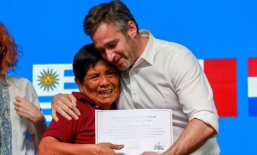 El intendente Achával entregó certificados a egresados del FinEs Migrantes