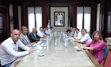 Achával participó de un encuentro con el gobernador Kicillof en La Plata