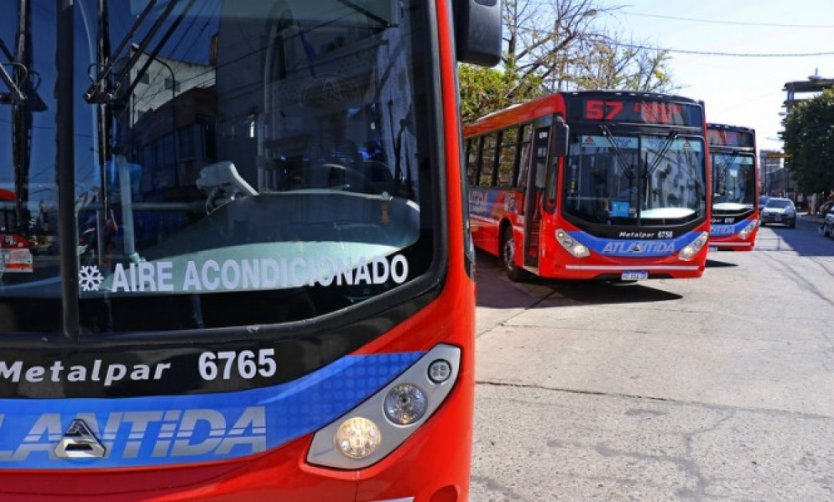 Por el asesinato de un chofer, paran varias líneas de colectivos