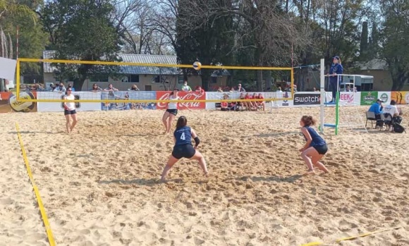 Juegos Bonaerenses: Festejo pilarense en el Regional de Beach Voley femenino