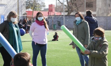Paula González y Eva Molina llevaron programas de inclusión a las localidades