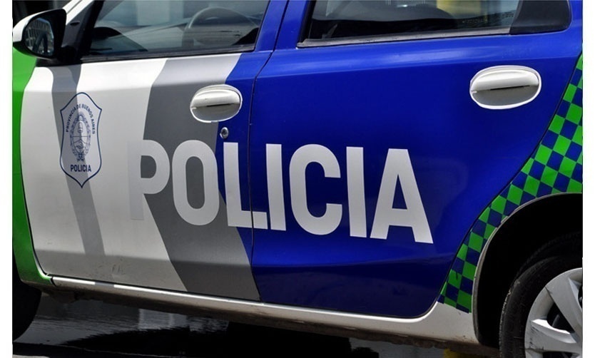 Detienen a un adolescente acusado de balear en el rostro a su novia