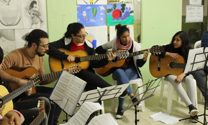 Abren la reinscripción para los talleres de arte en los Centros Culturales Municipales