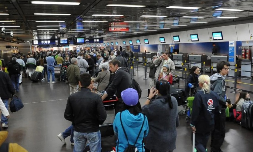 Anuncian un paro de transporte aéreo, terrestre y marítimo para el 6 de mayo