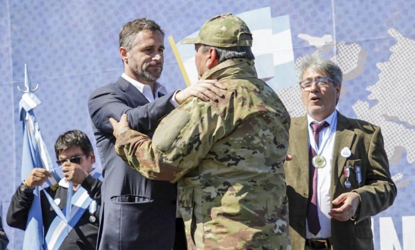 El Municipio entregó medallas a los Veteranos de Malvinas