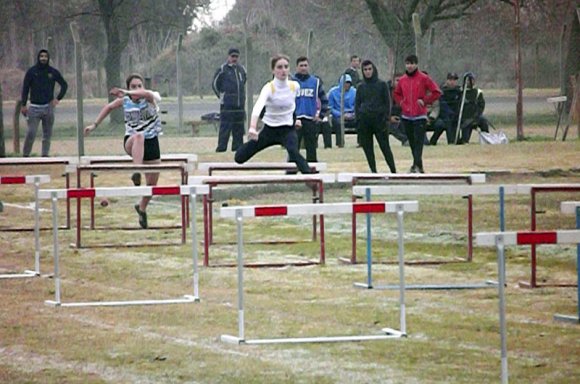 Rumbo a Mar del Plata: Parte la delegación pilarense a la final de los Juegos Bonaerenses