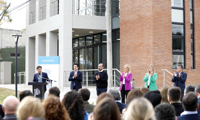 El Gobernador Axel Kicillof inauguró la primera Casa de la Provincia en territorio bonaerense