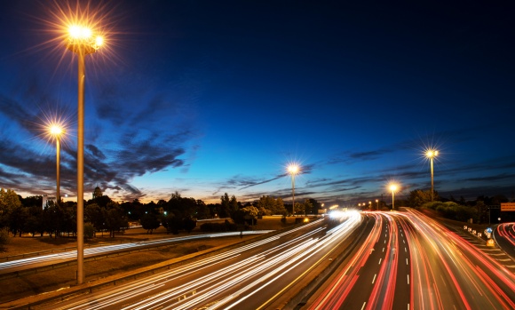 Autopistas del Sol anunció que ya opera “con el 100% de energía renovable”