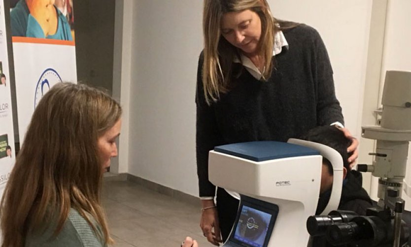 Con una campaña de Salud Visual, se controlaron los ojos de más de 1800 estudiantes