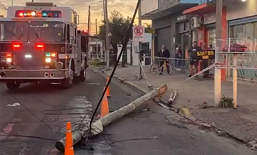 Una joven murió aplastada por un poste de telefonía cuando cruzaba la calle en Garín