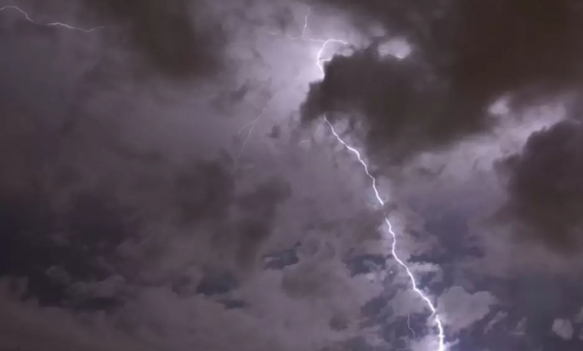 Emiten alerta amarillo por tormentas fuertes en Pilar y la región