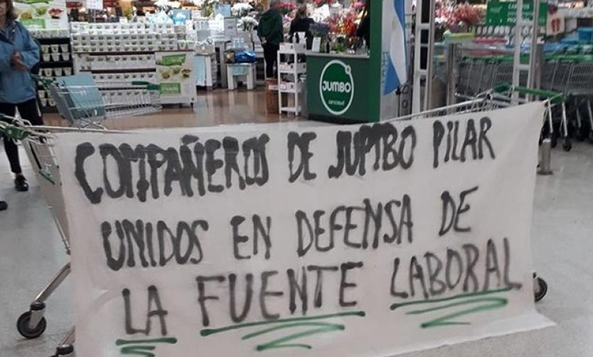 VIDEO: Tensión en una protesta de empleados de Jumbo