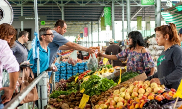 Cómo prevenir intoxicaciones alimentarias durante las fiestas