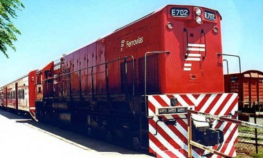 Demoras y cancelaciones en el Tren Belgrano por robo de cables