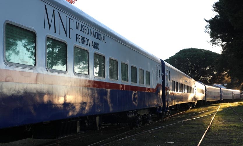 Un tren museo itinerante comienza a circular por la provincia