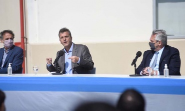 Massa: "Macri llama a la destitución del gobierno, nosotros convocamos a la oposición a una mesa de diálogo"