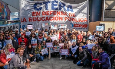 ¿Qué dice la normativa de Milei que limita protestas de docentes y médicos?