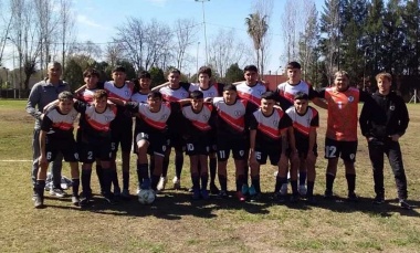 Liga Municipal de Fútbol Sub 18: Pelota de Trapo se coronó campeón