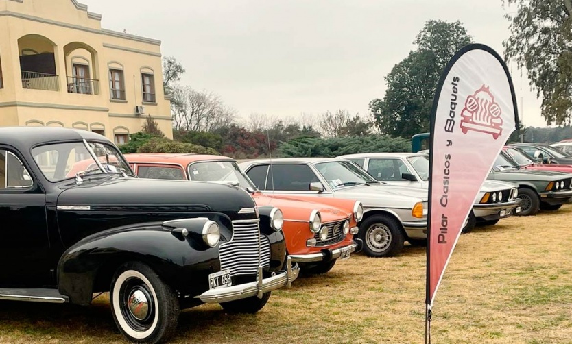 Una exposición de autos clásicos y música llega al Paseo del Centro