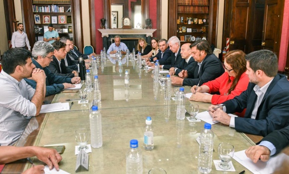 Kicillof anunció la emergencia por la sequía y presentó medidas de acompañamiento