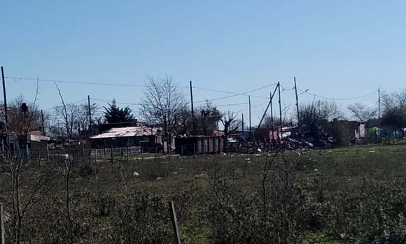 Vecinos piden que se erradique un basural clandestino