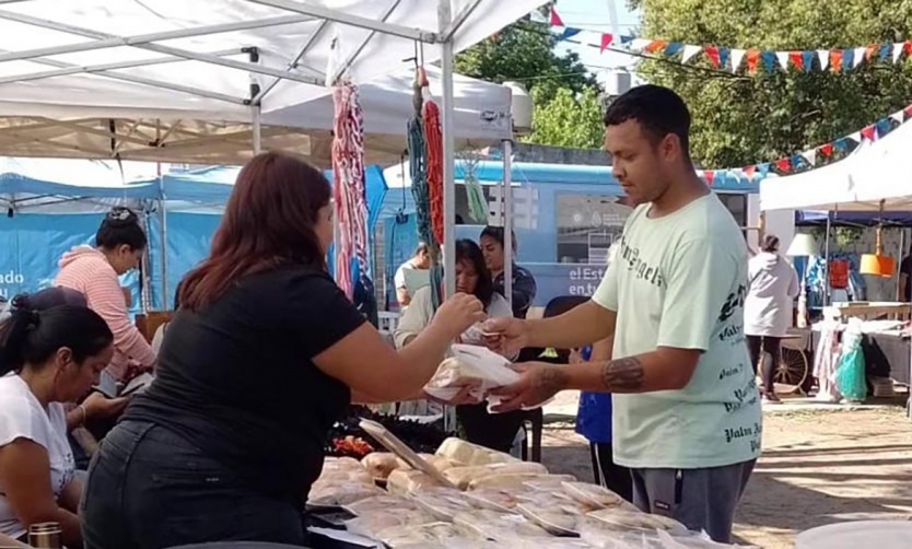 El Mercado de la Economía Popular vuelve a recorrer los barrios