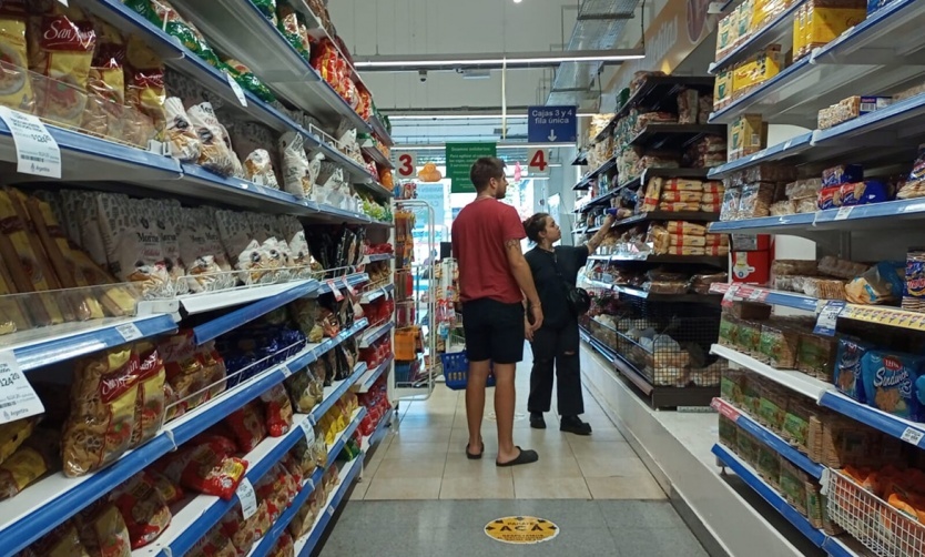 La inflación de diciembre llegó al 25,5% y en todo 2023 superó el 210%