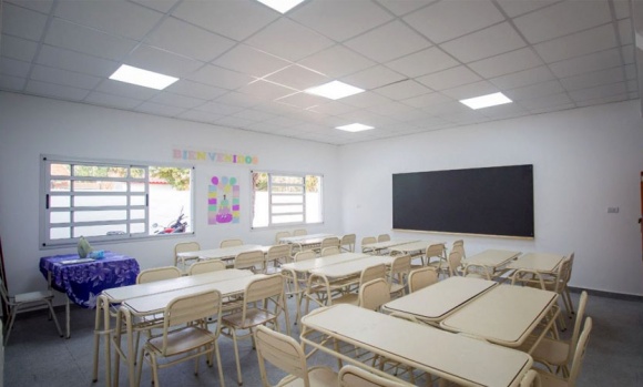 Escuelas: rechazan asueto para auxiliares y ATE podría ir al paro el martes