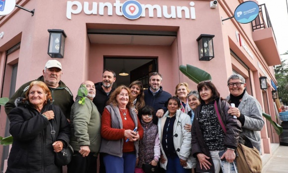 Achával inauguró un nuevo Punto Muni: "Seguimos acercando el Estado a los vecinos"