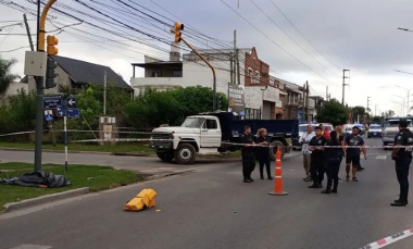 Motociclista murió al ser atropellado en la Ruta 25