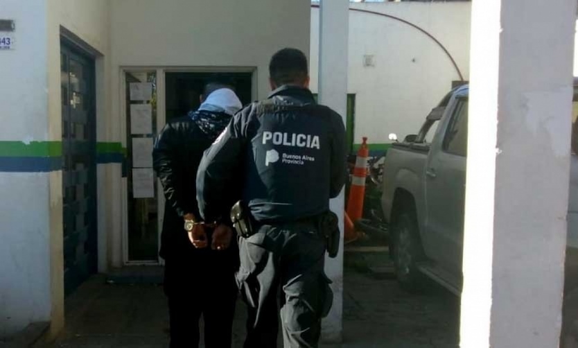 Le encuentran anfetaminas en un control policial y quedó detenido