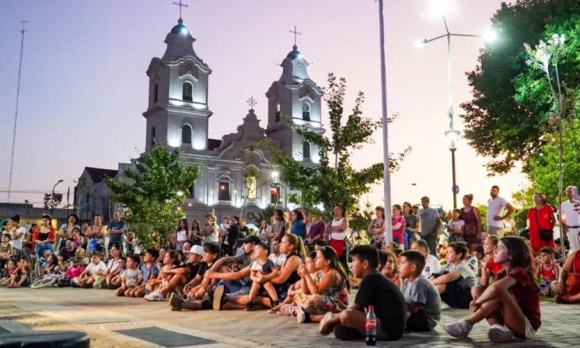 El Municipio prepara un nuevo viernes de espectáculos en el Paseo del Centro