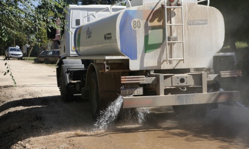 El Municipio realiza obras de mejoras en calles de Manuel Alberti