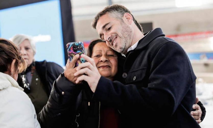 Federico Achával junto a los nuevos jubilados de Pilar: “Vamos a seguir abrazándolos"