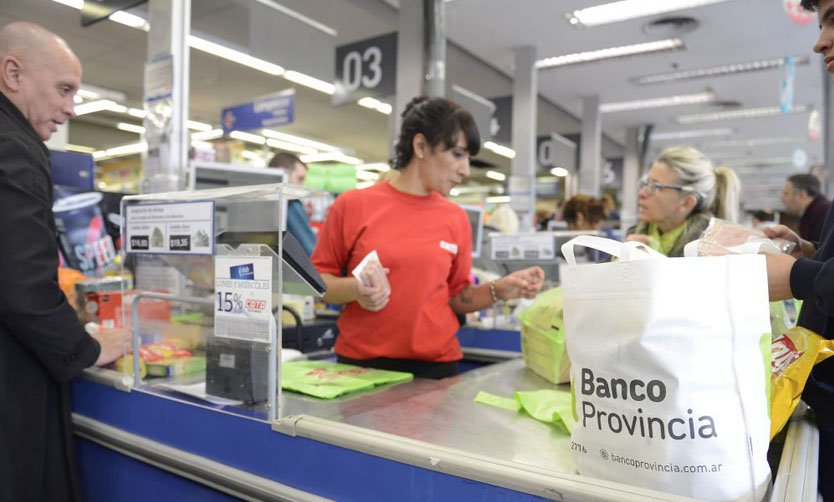 Descuentos con el Banco Provincia: se incorporan Carrefour y Día