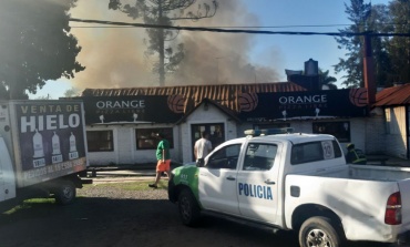 VIDEO: Voraz incendio afectó a dos comercios
