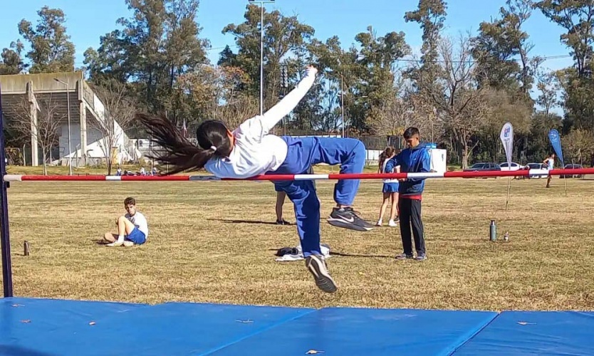 Juegos Bonaerenses: El atletismo definió a sus campeones locales de la categoría Sub 14