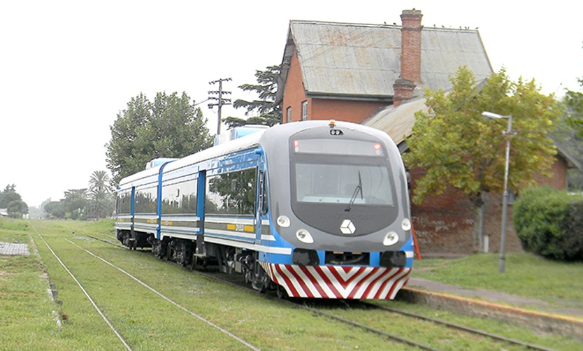 Tras ocho meses sin servicio, vuelve el tren a la localidad de Zelaya