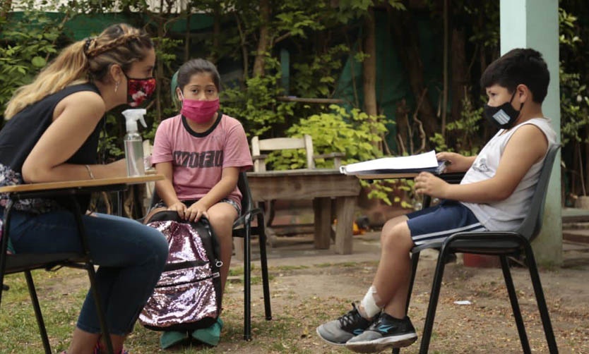 Más de 1200 alumnos de primaria reciben apoyo escolar en sus casas