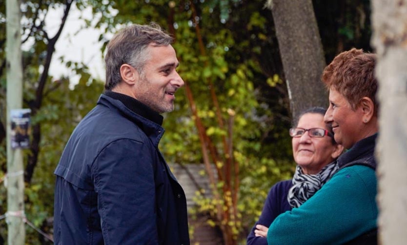 Achával recorrió las nuevas obras de asfaltos de Zelaya