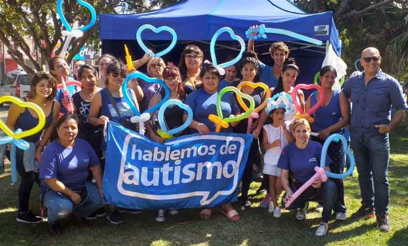 Pilar se vistió de azul en el Día Mundial de la Concientización sobre el Autismo