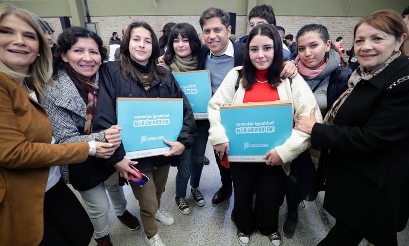 La Provincia ya entregó más de 77 mil netbooks a estudiantes secundarios