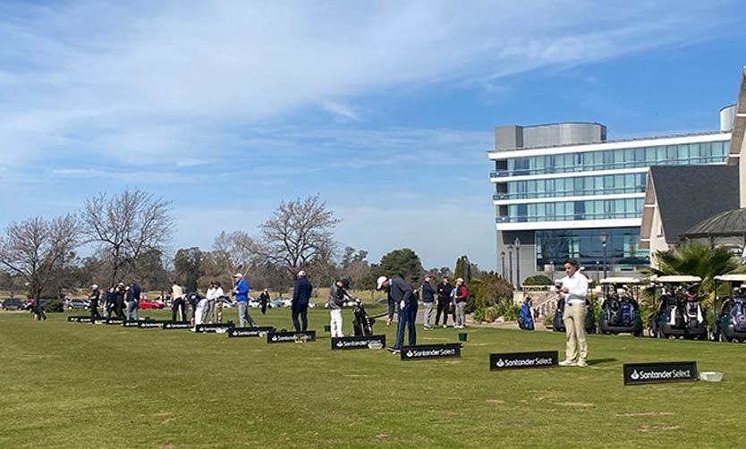 Creciendo en Pilar realizó el 9º Torneo de Golf a beneficio de su plan de becas